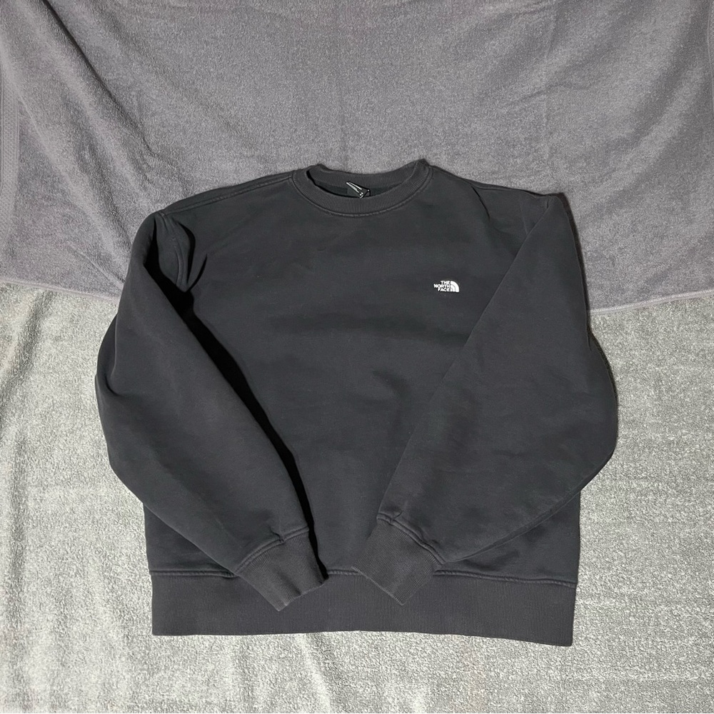 Women’s Medium The North Face Evolution Oversized Crew Pullover Black